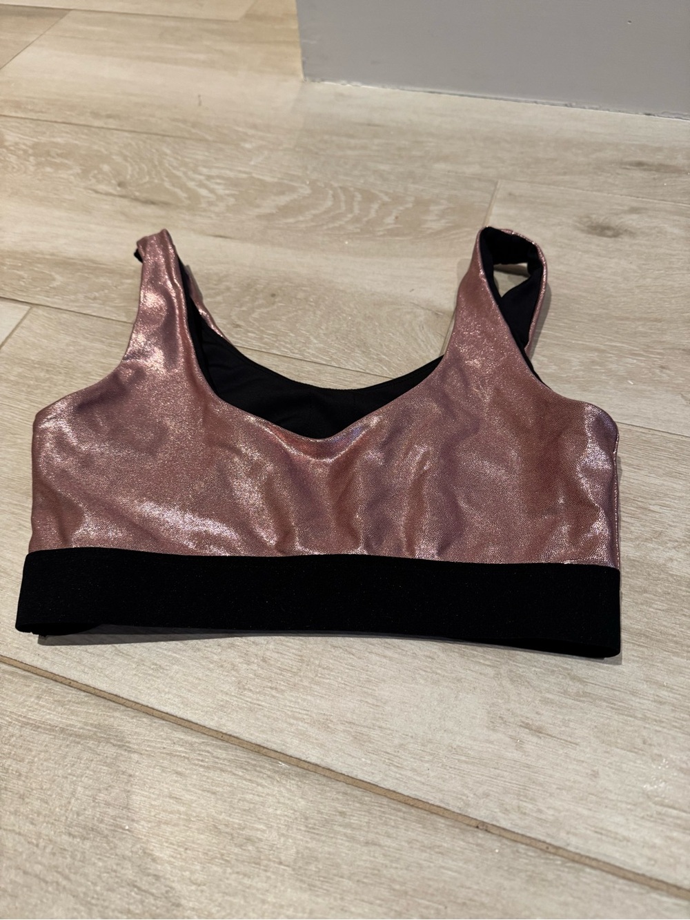 Heroine Sport Metallic Rose Pink Scoop Sports Bra with Black Band small - Picture 2 of 4